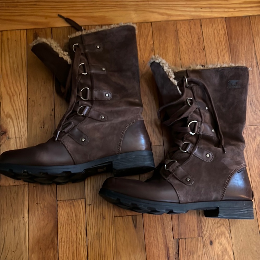 Leather & Suede Sorel Fleece Lined Boots